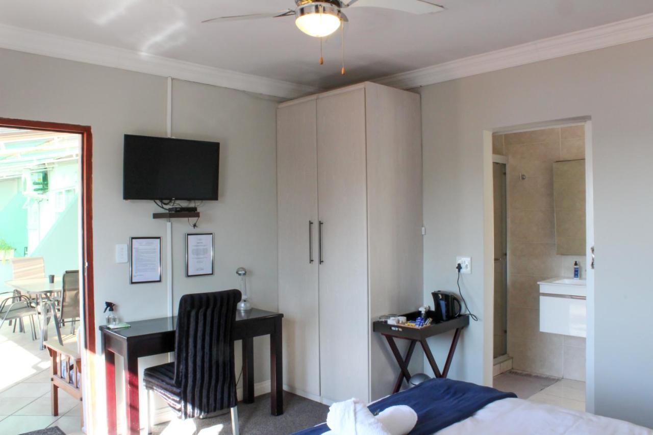 The Lakehouse Guest House Brakpan Vliegveld Εξωτερικό φωτογραφία