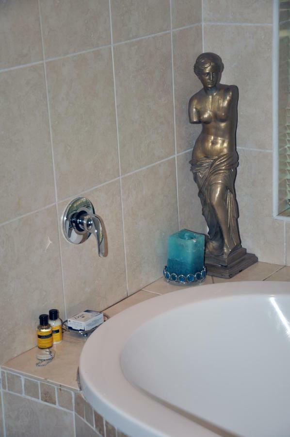 The Lakehouse Guest House Brakpan Vliegveld Εξωτερικό φωτογραφία